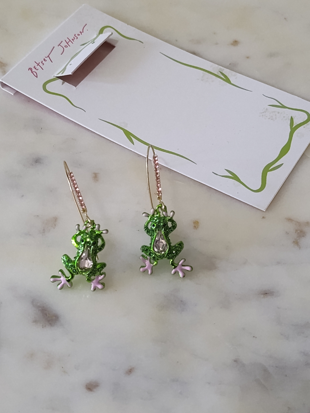 BETSEY JOHNSON Glitter Frog Drop Earrings Pink Crystal Gold Tone NWT - Picture 2 of 5